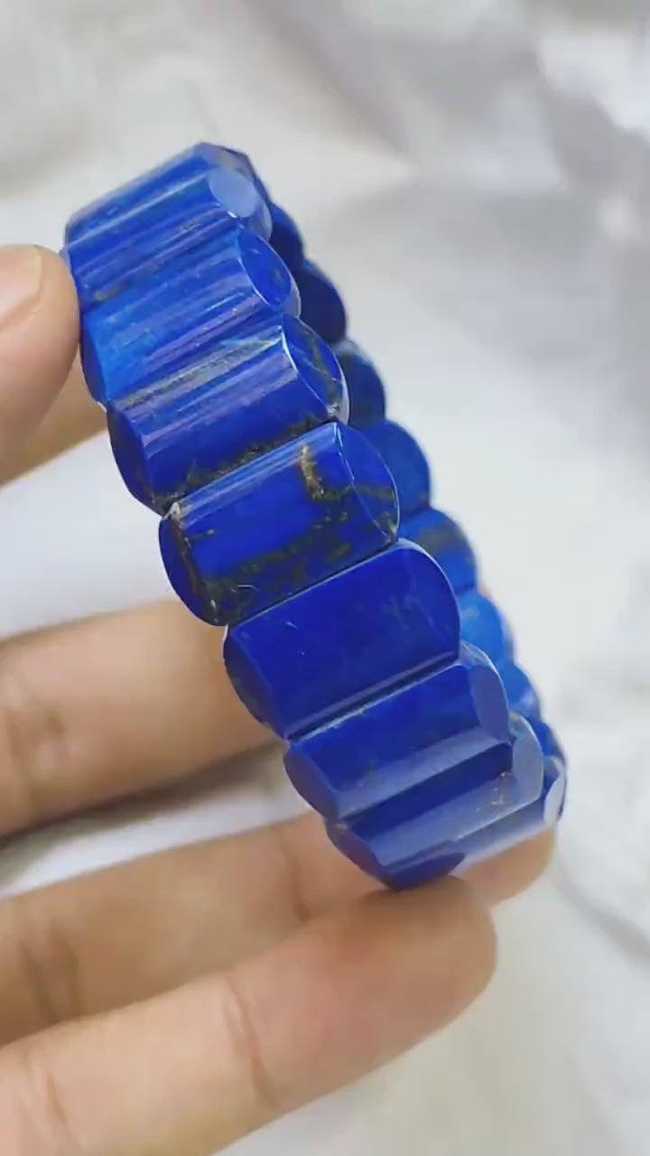 56 Gram Natural Lapis Lazuli Bracelet – Handmade Gemstone Jewelry for Healing & Style